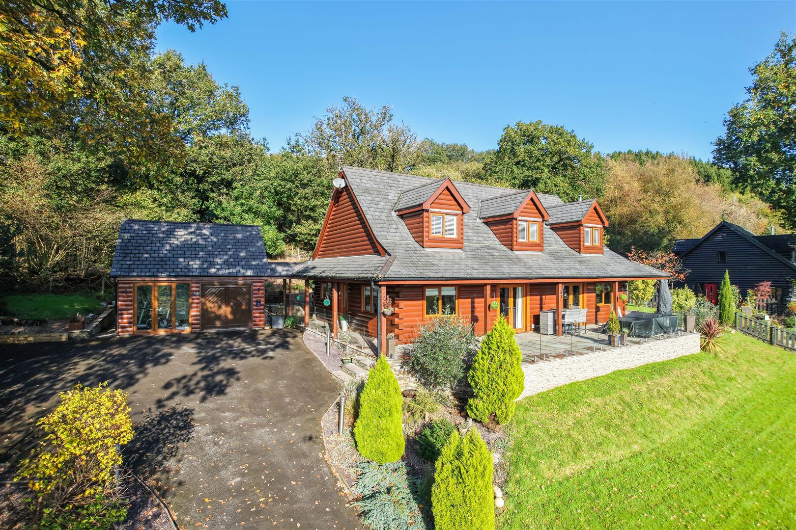 11 Oakmead Road, Llanharan, Pontyclun, Rhondda Cynon Taff, CF72 9FB